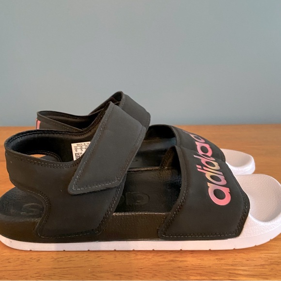 Adidas Adilette Sandals (Women’s Size 7) - Picture 3 of 8